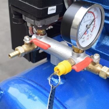 Industrial 8Bar Reciprocating Piston Compressor with 2800rpm Speed and 2.2/3.0Kw/Hp Power